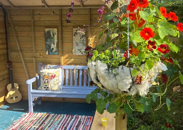 Gypsy Caravan Glamping